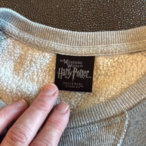 Harry Potter Slytherin Sweatshirt gray/ green size medium - Picture 5 of 11